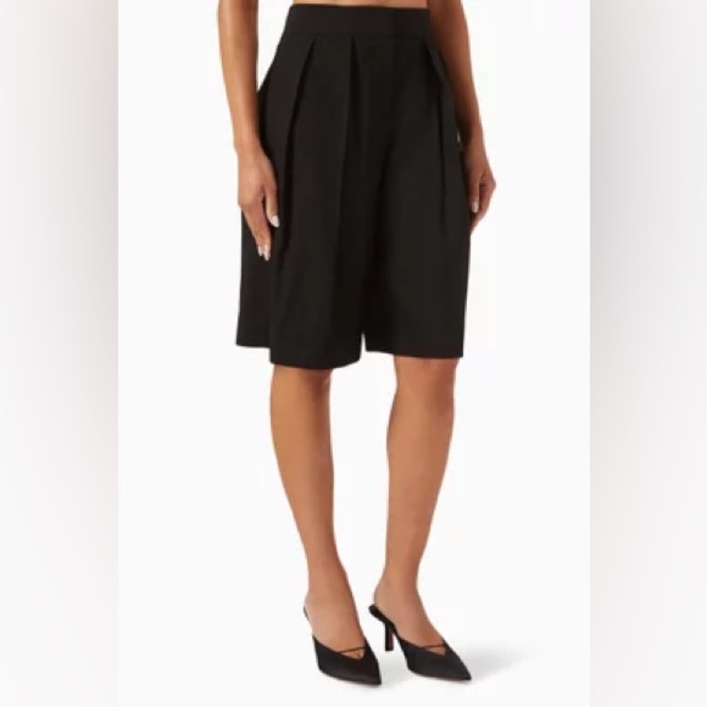COS Elegant Black Women's Bermudas